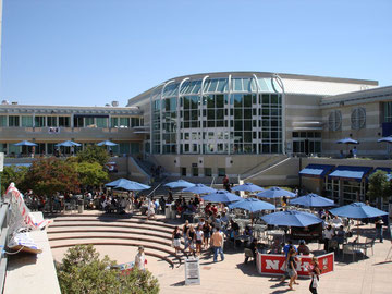 UCSDのPrice Center